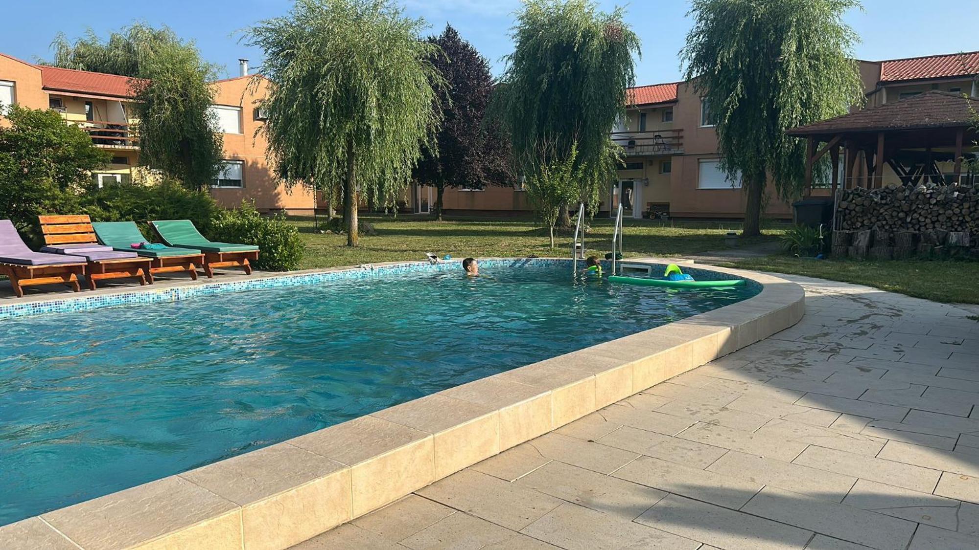 Venus Resort Dumbravita  Εξωτερικό φωτογραφία
